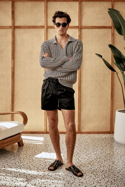 Todd Snyder - Spring 2024 Menswear https://www.vogue.com/fashion-shows/spring-2024-menswear/todd-snyder/slideshow/collection#37 Men Resort Wear Outfit, Mens Resort Wear Outfits, Men Resort Wear, Men’s Summer Fashion 2024, Mens Beach Outfit, Clothing Diys, Mens Resort Wear, Resort Wear Men, Mens Inspo