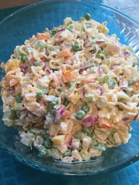 Ramen Noodle Pasta Salad, Cooked Ramen Noodle Salad, Creek Salad Recipes, Ramon Noodles Salad, Tuna Ramen Noodles Recipe, Orential Salad With Ramen, Roman Noodle Salad, Ramen Salad Recipes, Ramen Noodle Salad Recipes