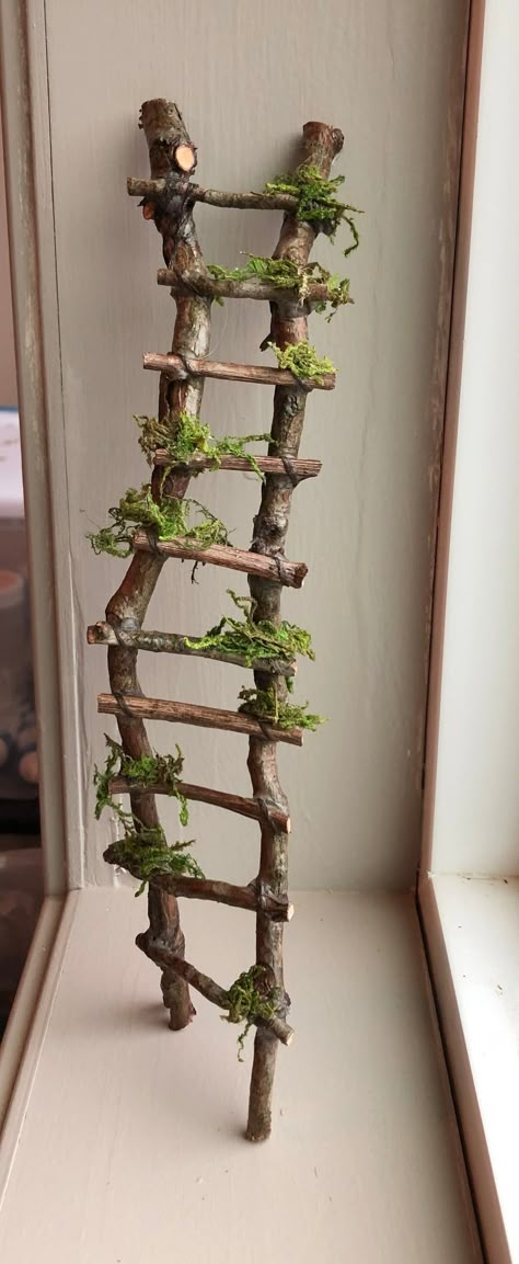 Fairy Ladder, Fairy Window, Garden Ladder, Tre Kunst, Fairy Tree Houses, Fairy Garden Furniture, Fairy Gnome, Fairy Garden Designs, Fairy Garden Crafts