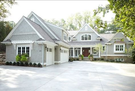 Love this! Except two story, and with a pool on the right side of the house and a deck out back ((: Brown Roof, Gray House, Traditional Exterior, Exterior Stone, Lake Cottage, Farmhouse Exterior, Exterior Paint Colors, Exterior Home, House Exteriors