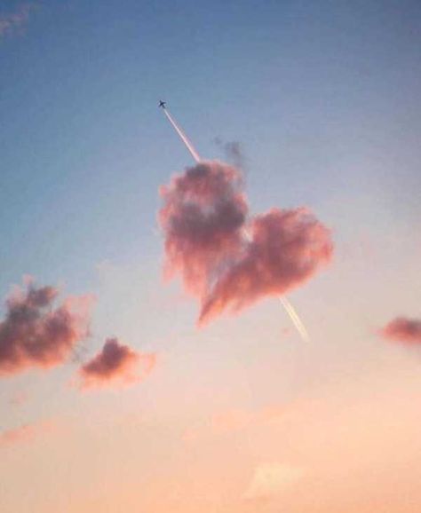 Perfectly Timed Photos, Perfect Timing, Trik Fotografi, Time Photo, Pink Clouds, Heart Wallpaper, Sky Aesthetic, Aesthetic Photo, Pink Aesthetic