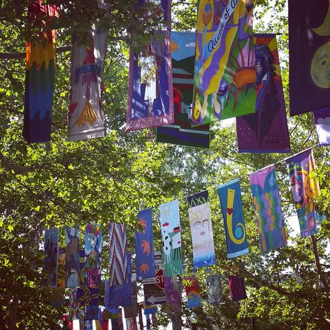 Arts Fest, State College, PA • Instagram: lapetitekatalex Fest Decoration Ideas College, Fest Decor, College Fest, Fest Ideas, College Event, Gate Decoration, State College Pa, College Decor, Dance Paintings