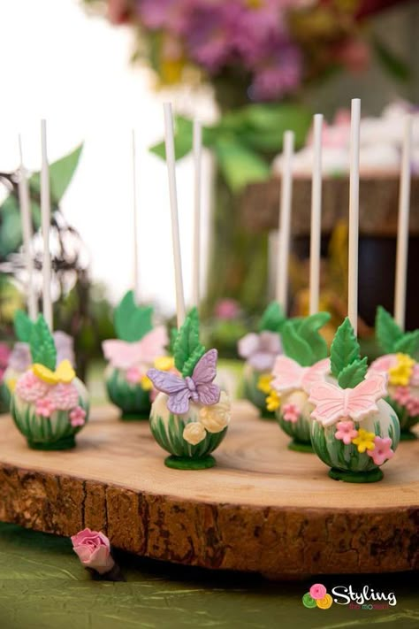 Fairy Cake Pops, Tinkerbell Party Theme, Tinkerbell Birthday Party, Enchanted Forest Birthday Party, Woodland Fairy Birthday, Enchanted Forest Baby Shower, Enchanted Forest Birthday, Fairy Birthday Cake, Tinkerbell Cake