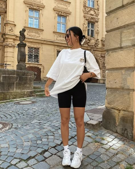 Outfit Inspo Summer, Causual Outfits, Sporty Outfits, 가을 패션, Summer Fashion Outfits, Cute Summer Outfits, Summer Fits, Looks Vintage, Teen Fashion Outfits