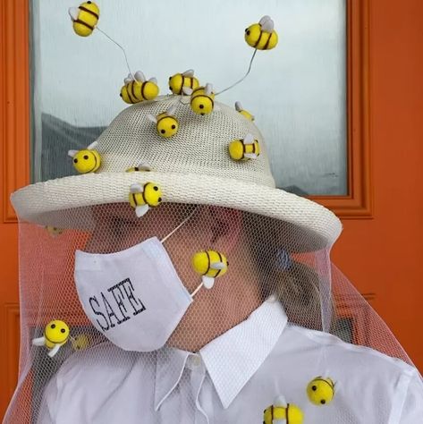 Beekeeper Costume, Elsa Fancy Dress, Faux Braids, Bee Hat, Quick Costumes, Crazy Hat Day, Bee Costume, Bee Keeper, Crazy Hats