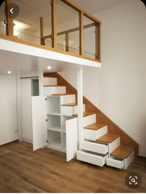 Design Casa Piccola, Loft Beds For Small Rooms, تحت الدرج, Mezzanine Bedroom, Tiny Loft, Loft Style Bedroom, Loft Bed Plans, Beds For Small Rooms, Loft House Design