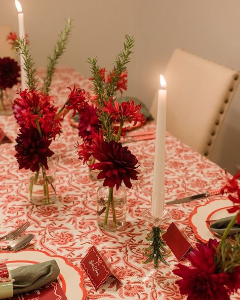 ‘Tis the season for tablescaping 🍽️ Festive bud vases paired with the @forbesfunctions Ours at Yours tablescape rental in Martha May 🥀✨ 📸 @lillianlephamphoto Poppy Centerpiece, Martha May, Winter Floral, Floral Wreaths, Floral Theme, Bud Vases, Tis The Season, Red Flowers, Tablescapes