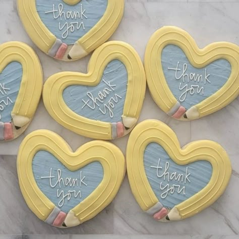 Teacher Appreciation Cookies, Appreciation Cookies, Teacher Cookies, School Cupcakes, Teacher Cakes, School Cookies, Teacher Holiday Gifts, Royal Iced Cookies, Easter Sugar Cookies