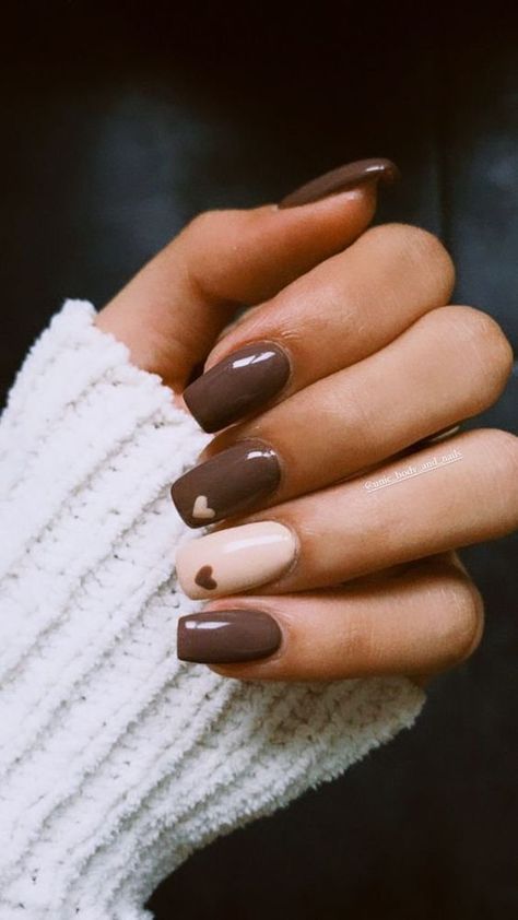 17 Brown Nail Designs You Need To Try Brown Nails Design, Simple Fall Nails, Fall Nail Trends, Fall Gel Nails, Cute Nails For Fall, Beige Nails, Simple Gel Nails, Thanksgiving Nails, Brown Nails