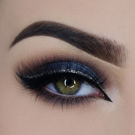 Nye Eye Makeup, Navy Eye Makeup, Navy Blue Makeup, Wedding Makeup Blue, Silver Makeup, Smokey Eye For Brown Eyes, Makijaż Smokey Eye, Trendy Makeup, Blue Makeup