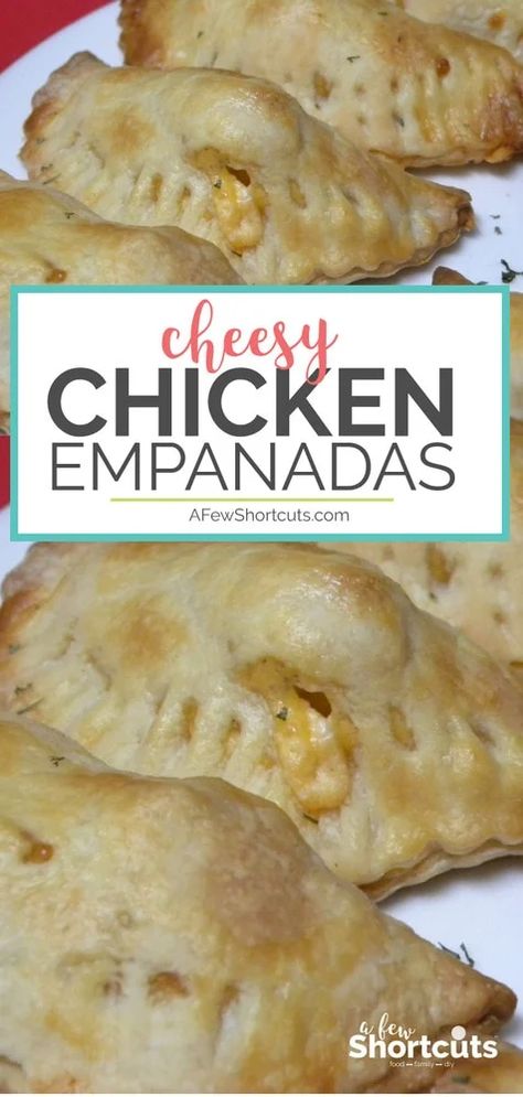 Chicken Empanadas Recipe, Chicken Empanadas, Pesto Pizza, Bbq Chicken Pizza, Meat Pies, Empanadas Recipe, Dinner Chicken, Rotisserie Chicken Recipes, Recipe Dinner