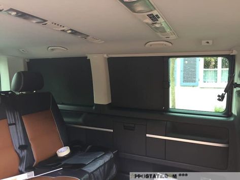 Verdunklung selbst bauen für den VW T5 Multivan | | vanclan.de Volkswagen T5, T5 Camper, Ikea Alex, Vw Bus Camper, Day Van, Camper Caravan, Vw T6, Bus Camper, Volkswagen Transporter