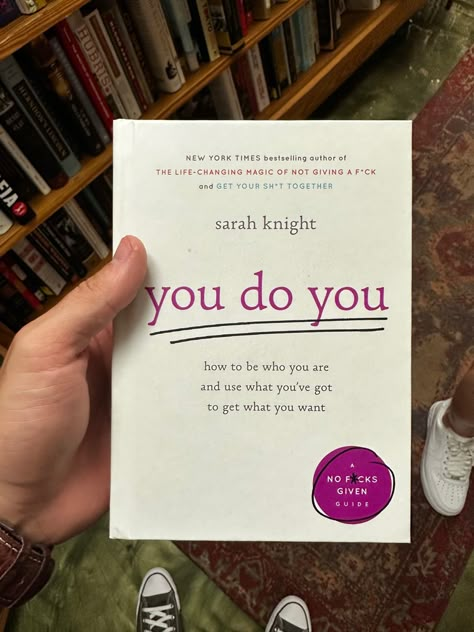 Business Books Worth Reading, Sarah Knight, Books To Read In Your 20s, Empowering Books, Healing Books, Books To Read Nonfiction, Best Self Help Books, Self Development Books, Development Books