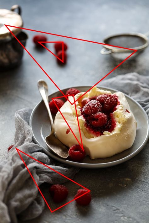 Food Photography Reference, Food Styling Tips, Food Style Photography, How To Photograph Food, Food Shooting Ideas, Food Styling Photography Inspiration, Food Product Photography Ideas, Dessert Photography Styling, Creative Food Photography Inspiration