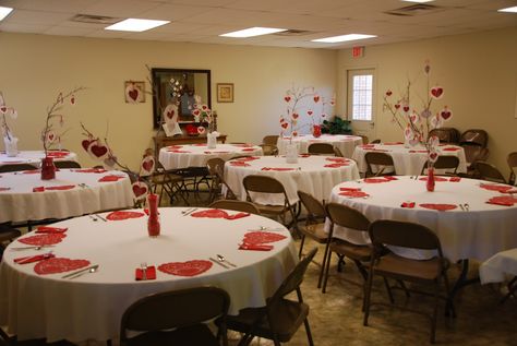 Church Centerpieces for Banquet | Shine Like Stars: Valentine's Banquets - For the Young and Old and In ... Valentine Party Table Decorations, Valentine Decor For Church, Valentines Day Banquet Church, Church Valentine Banquet Ideas, Valentine Banquet Ideas, Valentines Banquet Ideas Church, Valentine Centerpieces Elegant, Valentine's Centerpieces, Church Valentines Party