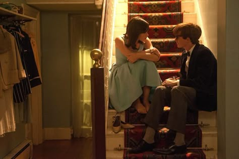 The Theory Of Everything, Theory Of Everything, Great Thinkers, Septième Art, Felicity Jones, Movie Shots, Eddie Redmayne, Stephen Hawking, About Time Movie