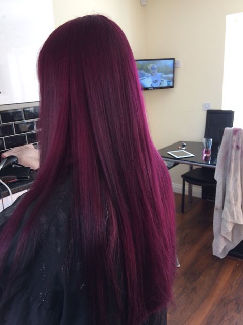 Purple Redish Color Hair, Merlot Color Hair, Purple Hair Colors Ideas, Grape Colored Hair, Darker Purple Hair, Maroon Violet Hair, Hair Colors That Go With Brown Eyes, Perpel Hair Colour, Deep Purple Hair Burgundy