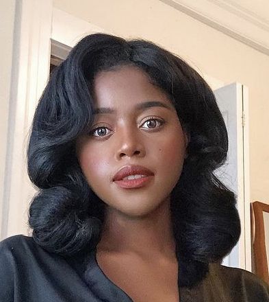 Classic Black Hairstyles, Black Woman Vintage Hairstyle, Black 50s Hairstyles, 50s Black Women Hair, 1960s Hair Black Women, 1960s Hairstyles Black Women, 50s Black Women Hairstyles, Black 60s Hair, 40s Inspired Makeup