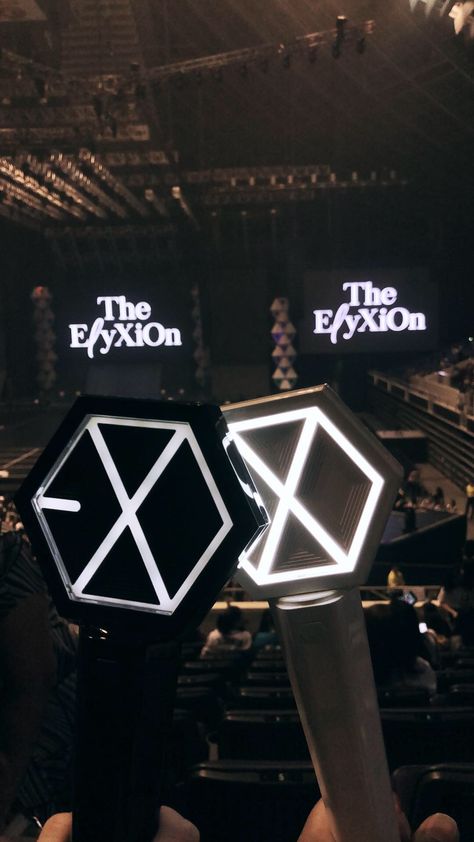 Exo Concert Aesthetic, Exo Logo Wallpapers, Exo Background Wallpapers, Lightstick Exo, Exo Lightstick, Exo Logo, Exo Background, Kpop Lightsticks, Exo Merch