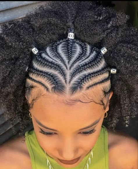 Half Head Braids, Kids Cornrow Hairstyles Natural Hair, Braids In The Front Natural Hair, Child Hairstyles, Cornrow Ideas, Curled Hair With Braid, African Hair Braiding Styles, Braided Cornrow Hairstyles, Braided Wigs