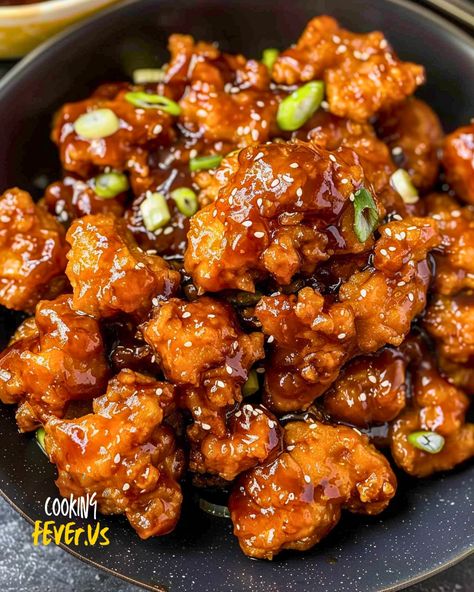 General Tso’s Chicken General Tso Chicken Easy Recipes, Best General Tso Chicken Recipe, Crispy General Tso Chicken, General Tso Pork, General Tso Chicken Crockpot, General Tso Chicken Easy, Cubed Chicken Recipes, General Tsaos, Tangerine Chicken