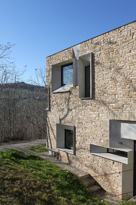 barilari architetti builds stone picture house with concrete frames Rustic Italian Villa, Stone Facade, Stone Architecture, House Exterior Design, Organic Architecture, Stone Cottage, Container House Design, Salou, Cottage Design