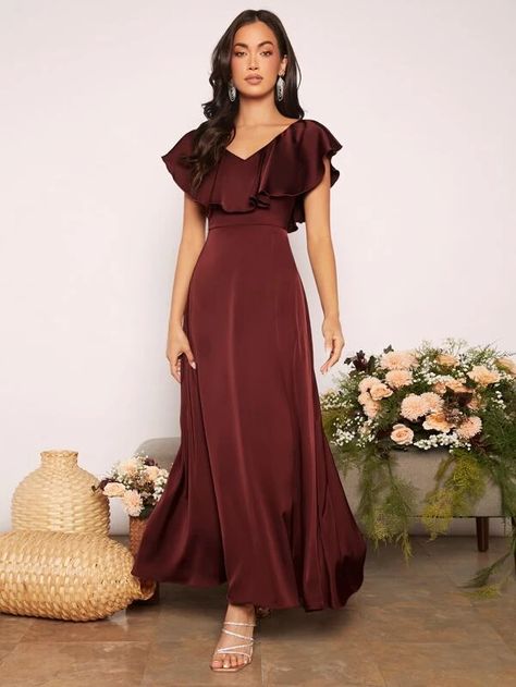 Satin Gown With Sleeves, Maroon Bridesmaid, Maroon Bridesmaid Dresses, Long Sleeve Satin Dress, Latest Bridesmaid Dresses, Bridesmaid Satin, Dress Satin Bridesmaid, Bridesmaid Dresses Satin, Wedding Guest Gowns