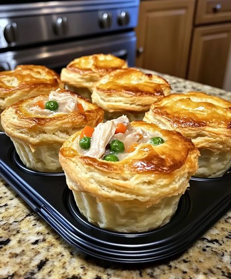 These Mini Chicken Pot Pies are a quick and Easy Mini Pot Pies, Personal Pot Pies Chicken, Easy Individual Chicken Pot Pie, 9x13 Chicken Pot Pie, Mini Pot Pie Recipe, Homemade Mini Chicken Pot Pie, Mini Cottage Pies, Easy Mini Chicken Pot Pies, Personal Chicken Pot Pie