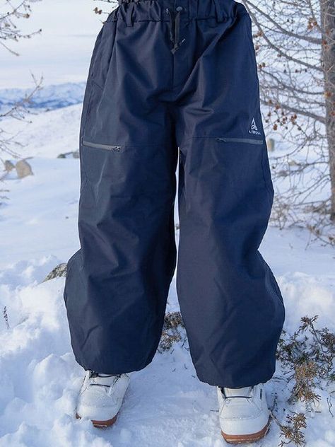 Baggy Snow Pants, Baggy Ski Fit, Steeze Outfit, Baggy Snowboard Pants, Baggy Ski Pants, Baggy Snowboard Outfit, Ski Pants Outfit, Cool Snowboarding Outfit, Snow Boarding Outfits Woman