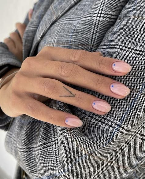 Boho Nails, Spring Acrylic Nails, Hello Nails, Subtle Nails, Simple Gel Nails, Dots Nails, Soft Nails, Gem Nails, Short Acrylic Nails Designs