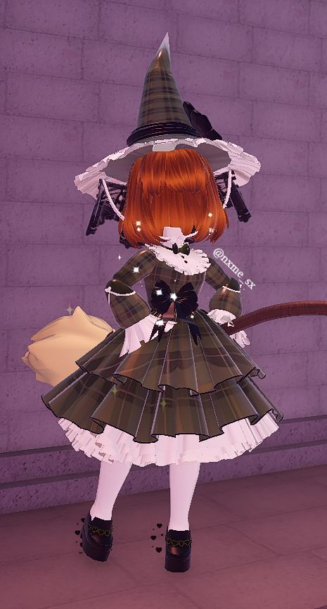 Wearing: Peppermint Skirt, Cookie Loafers, Mon Chéri Bodice, Mon Chéri Sleeves, Pageant Diamond, Bagical Broomstick, Ghost Head, Windy Witch Hat. PATTERN: LuminousEva. Free to use without credits! But i would appreciate the credits. ( IN GAME ) !! DON'T REUPLOAD W/O CREDITS !! Royale High Ghost Outfits, Rh Halloween Outfit Ideas, Royale High Pageant Outfits, Halloween Outfit Royale High, Royalloween Outfits, Royale High Witch Outfits, Witch Royale High, Rh Halloween Outfits, Royale High Halloween Outfit Ideas