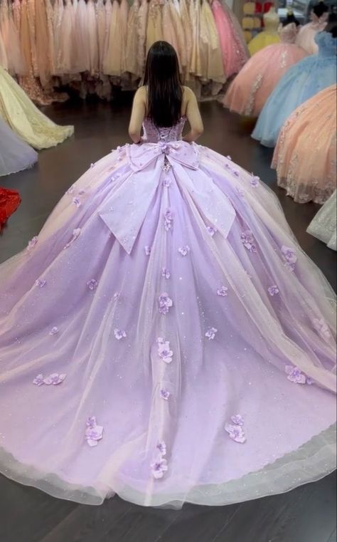 Light Purple Quince Dresses, Lavender Quince Dress, Light Purple Quinceanera Dresses, Quinceanera Dresses Lavender, Purple Quince Dress, Lavender Quince Dresses, Purple Quinceanera Theme, Lavender Quinceanera Dresses, Lavender Quinceanera