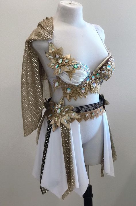 Greek Goddess Outfit, Egyptian Outfit, Goddess Outfit, Edc Outfits, Rave Costumes, Costume Noir, Goddess Costume, Outfit Halloween, Rave Bra