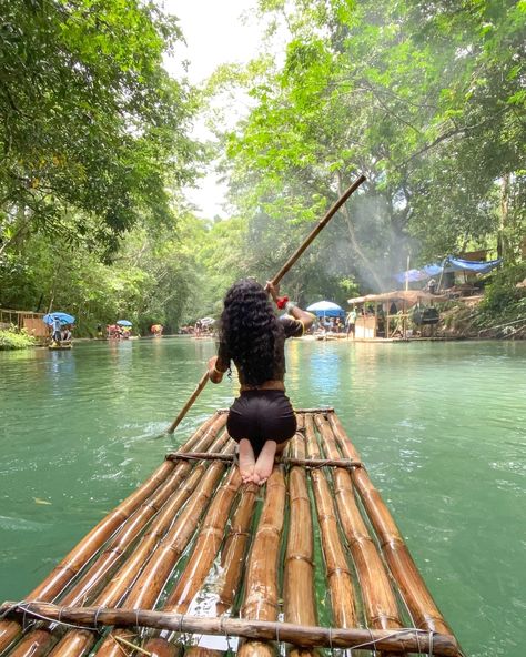 “ja-mazing” 💚💛🖤 • • • my bamboo raft guide was one of the purest souls i’ve ever come in contact with. the rafting guide taught us a new word: “ja-mazing” because in america we say a-mazing so in jamaica they added the ja lol. so that is the word i will use to describe what our rafting experience was, nothing short of amazing☁️ Jamaica Bamboo Rafting, Bamboo Rafting, Travel Vision Board, Vacation Pics, India Trip, Recreational Activities, Vacation Pictures, New Words, Rafting