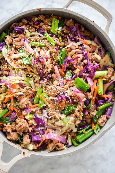 Egg Roll in a Bowl Egg Roll Filling, Fed And Fit, Whole 30 Meal Plan, Egg Roll In A Bowl, Fit Recipes, Fit Foods, Asian Kitchen, Bar Cookies, Paleo Whole 30