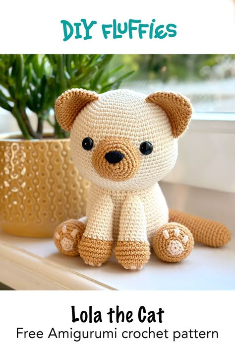 Crochet a very cute cat with this free easy and fast amigurumi pattern. This is a beginner friendly crochet project. Free Crochet Cat Pattern, Free Cat Crochet Patterns, Fast Amigurumi, Crochet Cat Free Pattern, Cute Cat Crochet, Cat Crochet Pattern, Bookmark Crochet, Very Cute Cat, Beginner Friendly Crochet