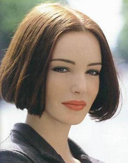 Bob no Bangs... Straight Hair No Bangs, One Length Hair, 90s Haircuts, No Bangs, Messy Bob Hairstyles, Bobbed Hair, Chin Length Bob, Classic Bob, Chin Length Hair