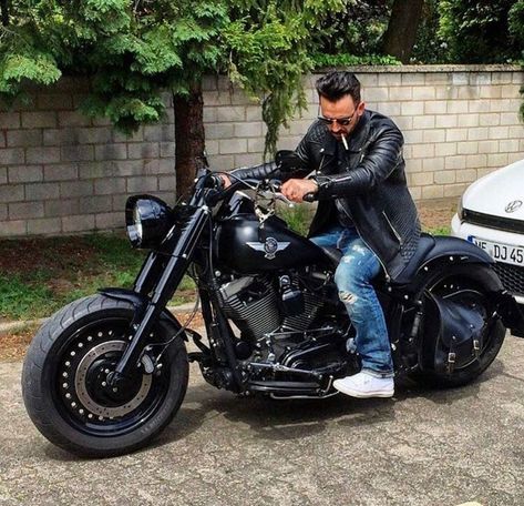 Harley Davidson Motorcycles Fatboy, Cruiser Bike Accessories, Hd Fatboy, Harley Davidson Night Rod, Softail Bobber, Мотоциклы Harley Davidson, Custom Motorcycles Bobber, Harley Fatboy, Motos Harley