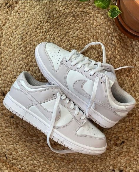 Nike Dunk Lows, Glow Up Ideas, Light Violet, Run Fast, Preppy Shoes, Shoe Shopping, Shoe Wishlist, Shoes Converse, Shoe Ideas