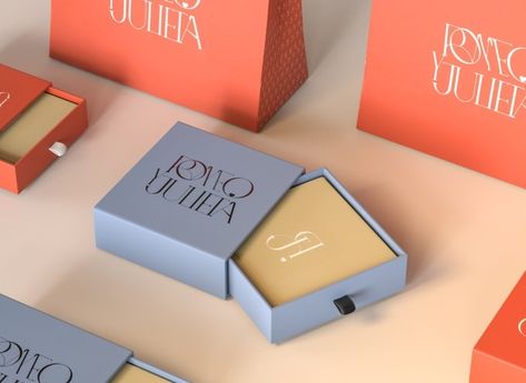 Creative Packaging Jewelry, Creative Packaging Design Jewelry, Jewelry Box Packaging Design, Creative Jewellery Packaging, Jewelry Packaging Mockup, Jewellery Box Design Jewelry Packaging, Jewelry Design Packaging, Packaging Design Inspiration For Jewelry, Luxury Jewelry Packaging Design