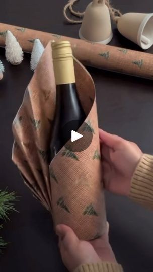 Wine Wrapping Ideas Christmas, 3 Days Till Christmas, Wrap A Wine Bottle, Wine Bottles Gift Wrap, Bottle Gift Wrapping, Wine Wrap, Diy Popsicle Stick Crafts, Fun Wine Glasses, Wrapped Wine Bottles