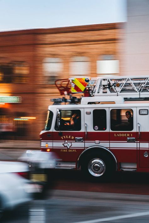 Weslaco Texas, Firefighter Images, Truck Aesthetic, Firefighter Aesthetic, Firefighter Pictures, Firefighter Emt, Fire Life, Fireman Sam, Camera Composition