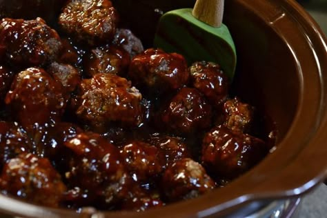 Meat Ball Dinner, Moose Meatballs, Moose Recipes, Moose Meat, Chicken Recipes For Two, Sweater Party Ideas, Moose Meat Recipes, Ugly Sweater Christmas Party, Game Meat