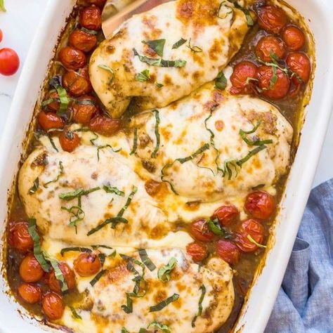 Ashley | Easy Family Meals on Instagram: "🎉My last Baked Chicken Breast for the month — you have loved these recipes as much as I have! 🙌 I may just have to continue on this theme forever 🤣 This Baked Chicken Caprese is made with a simple balsamic pesto marinade, roasted with cherry tomatoes and topped with melty mozzarella and fresh basil 🥰 So easy and so full of flavor! . Catching up? The first 3 baked chicken breast recipes were: 1) Perfect Baked Chicken Breasts 2) Baked Tuscan Chicken 3) Dinner Ideas Oven, Baked Chicken Caprese, Chicken Dinner Ideas Easy, Chicken Caprese Recipe, Perfect Baked Chicken Breast, Caprese Recipe, Baked Caprese Chicken, Balsamic Chicken Thighs, Perfect Baked Chicken