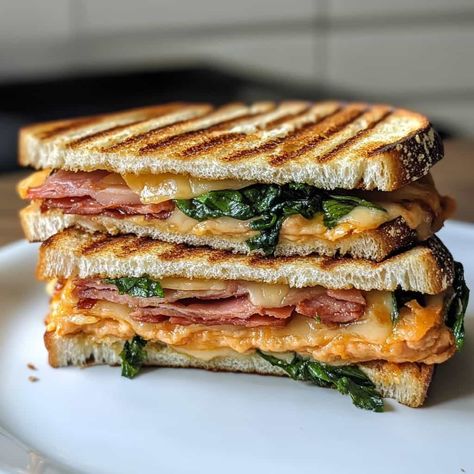 Keto Panini - Keto Recipes Keto Panini, Keto Sandwiches, Keto Sandwich, Cottage Cheese Eggs, Keto Calculator, Free Keto Meal Plan, Panini Recipes, Creamy Cucumber Salad, Creamy Cucumbers