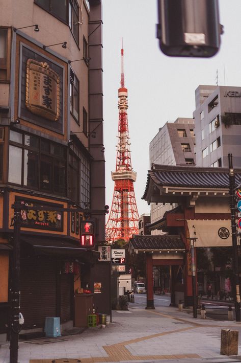 Japan Aesthetic Tokyo, Tokyo Astethic, Tokyo City Aesthetic, Japan City Aesthetic, Tokyo Wallpaper, Japan Places, Japan Tokyo Aesthetic, Tokyo Travel Aesthetic, Tokyo Tower Photoshoot