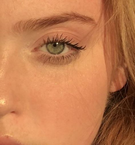 Green Eyes Girl Aesthetic, Green Eyes Aesthetic Girl, Most Beautiful Green Eyes, Desired Eyes, Green Eyes Girl, Green Eyes Aesthetic, Pretty Green Eyes, Beautiful Green Eyes, Eye Green