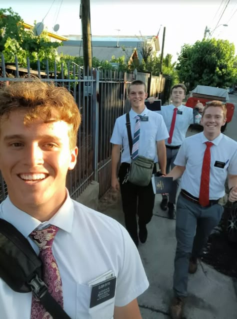 Missionary moms: You’ll love this mother’s honest thoughts on the joy and pain of sending a child on a mission - LDS Living Lds Missionary Pictures, Missionary Homecoming, Missionary Outfits, Missionary Pictures, Sister Missionary Outfits, Mormon Missionaries, Lds Mission, Lds Living, Lds Missionary