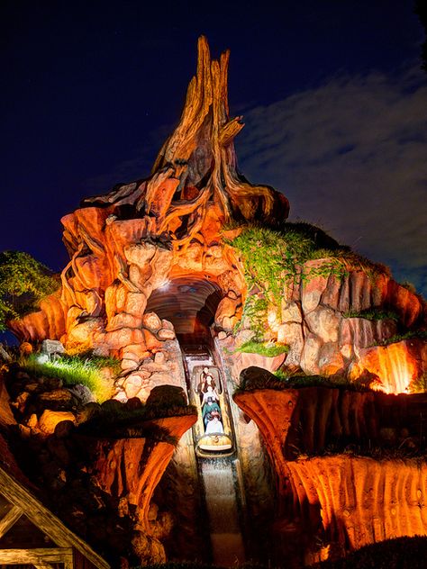 Disneyland Anaheim, Disneyland California Adventure, Disney Imagineering, Splash Mountain, Disney Pics, Disney Rides, Disney Photography, Parc D'attraction, Disneyland California