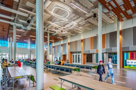 I-Forest Edge Elementary School-Cafeteria Looking South - Education Snapshots Elementary School Cafeteria, Elementary Cafeteria, College Dining Hall, Daycare Design, Budget Interior Design, Zero Energy, 21st Century Learning, School Cafeteria, Net Zero